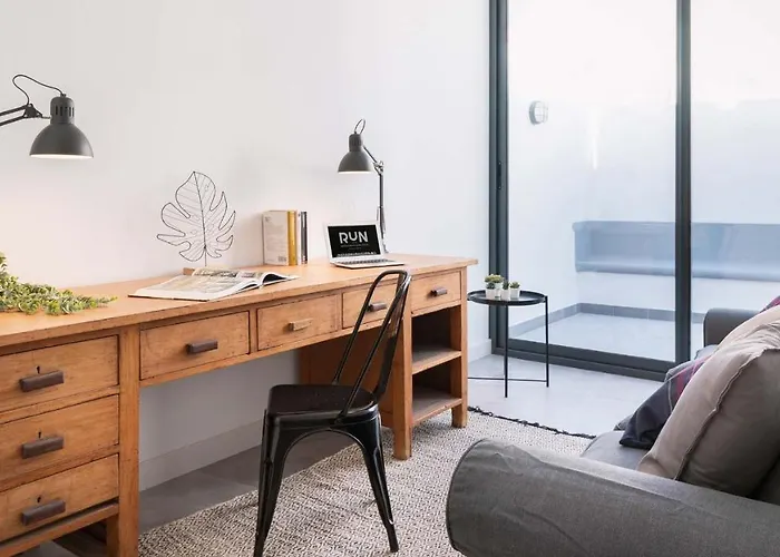 Δωμάτια σε οικογενειακή κατοικία Run *