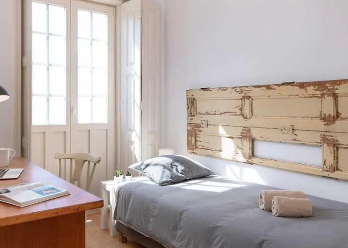 Δωμάτια σε οικογενειακή κατοικία Run *